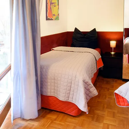 Haus Gronau * Bergisch Gladbach